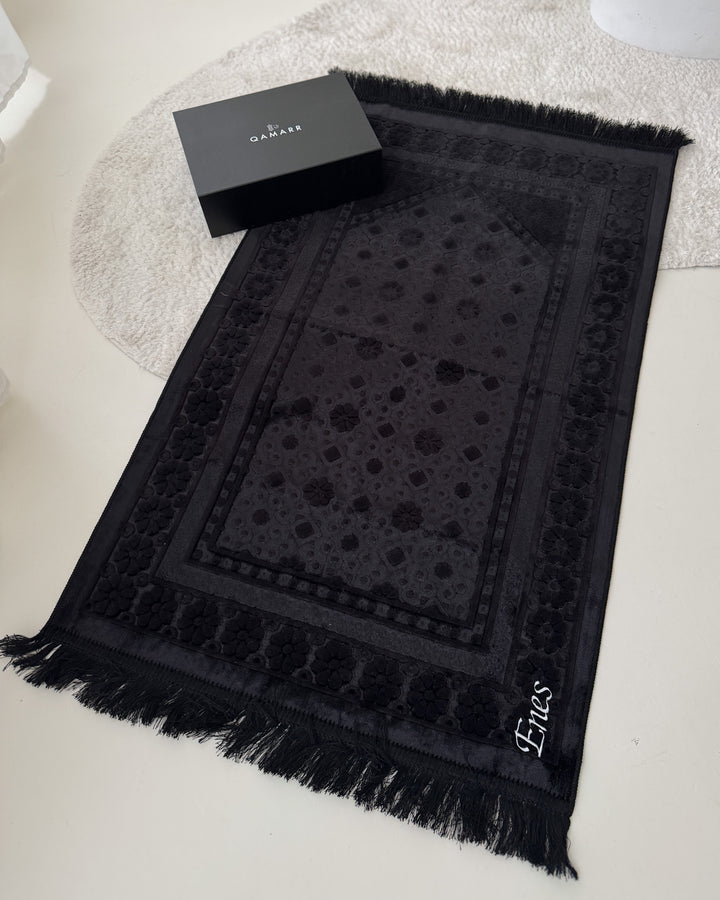 QAMARR ® Majestic Personalized Prayer mat Giftbox - Velvet Black